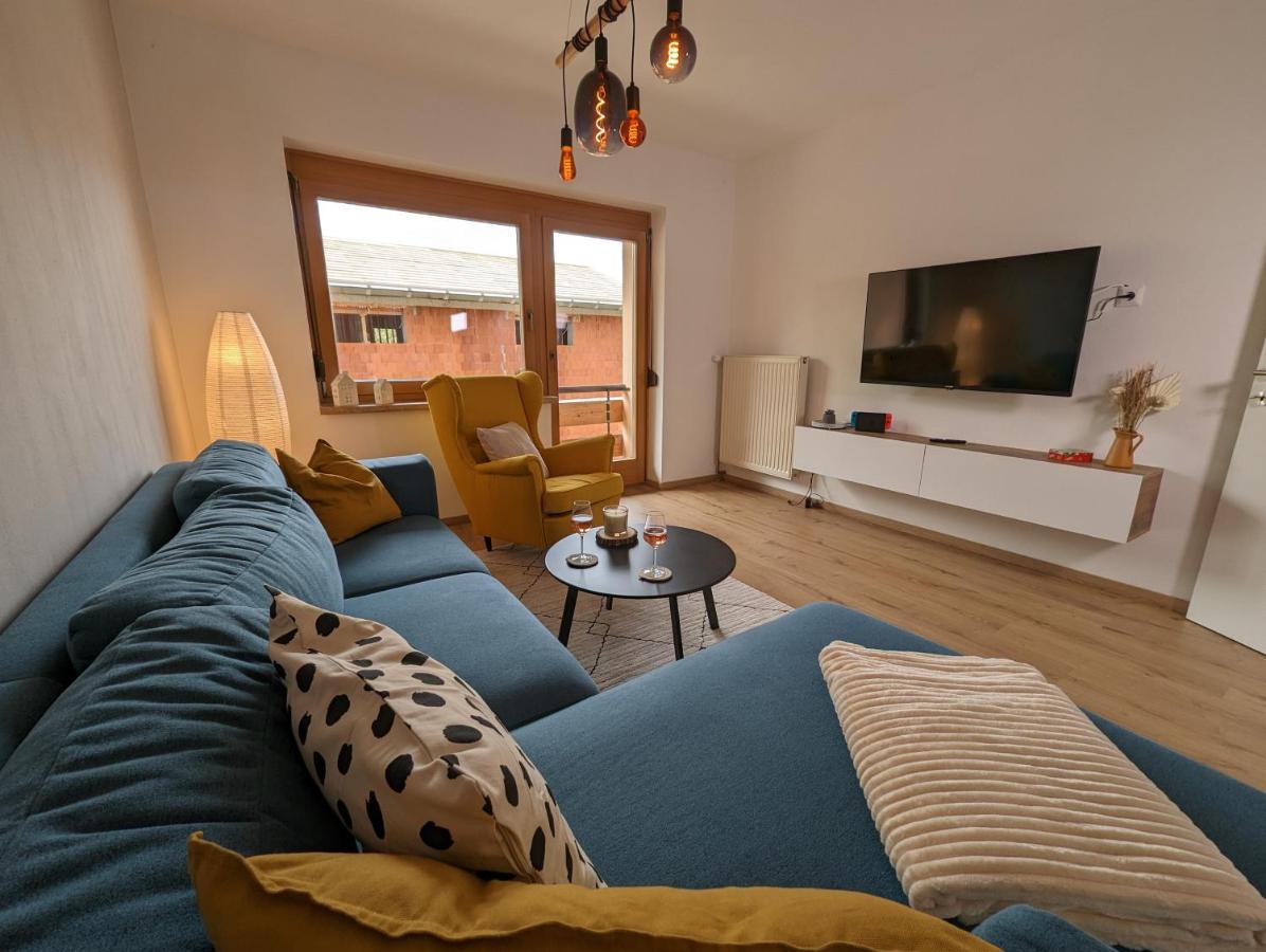 Angerpartments-Sonnige Grosse Wohnung Mit Balkon Und Kostenlosen Parkplatz Döbriach Exterior foto